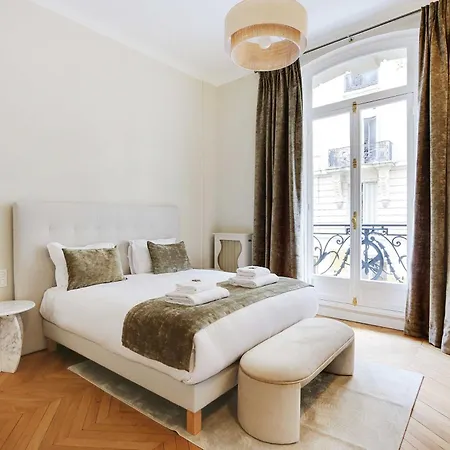 Sublime - 2br-4p - Arc De Triomphe Apartman
