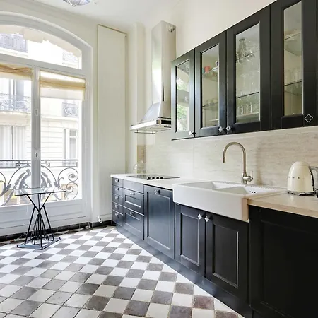 Sublime - 2br-4p - Arc De Triomphe